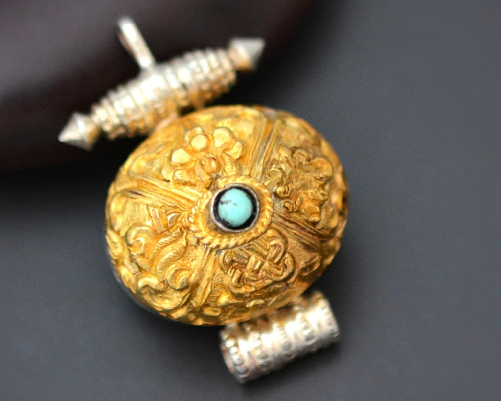 Tibetan Gilded Turquoise Gau Box Pendant