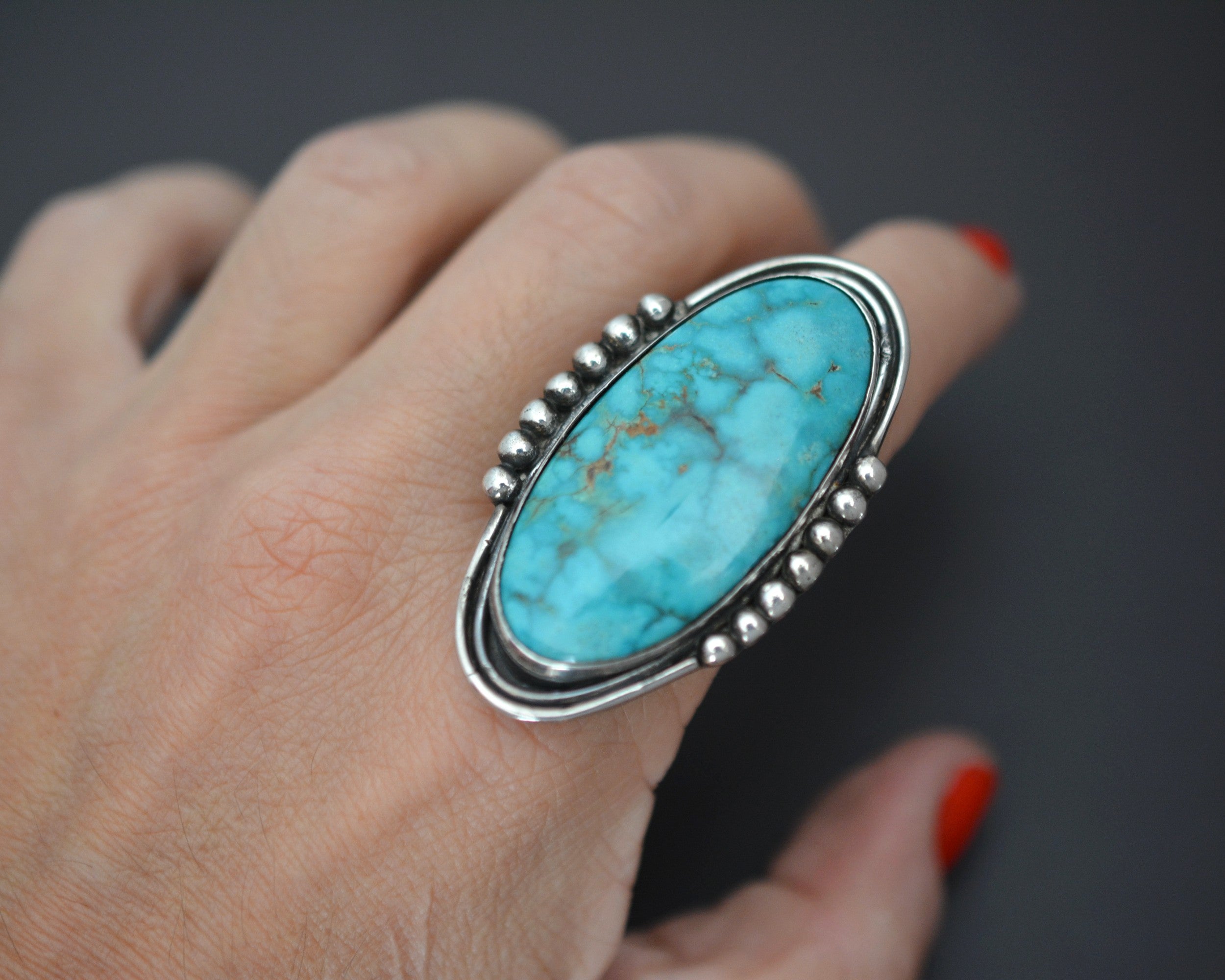 Splendid Native American Turquoise Ring - Size 7.75/8