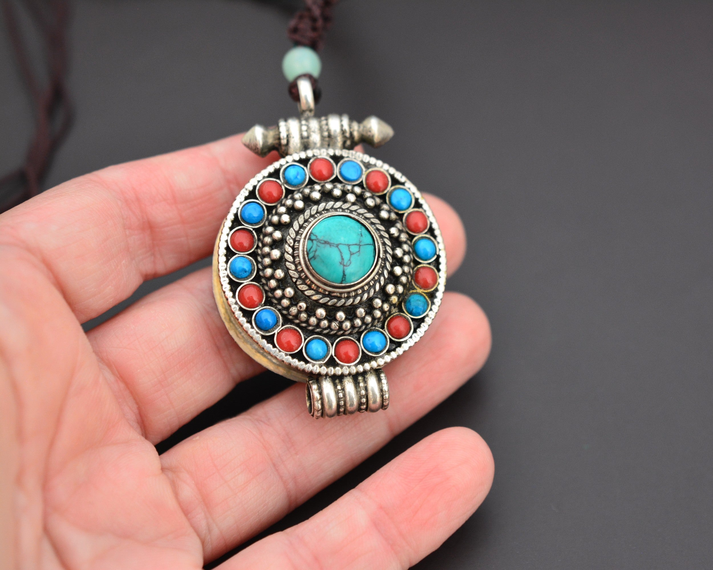 Antique Tibetan Silver Turquoise Gau Box On Coral Dzi Bead Necklace