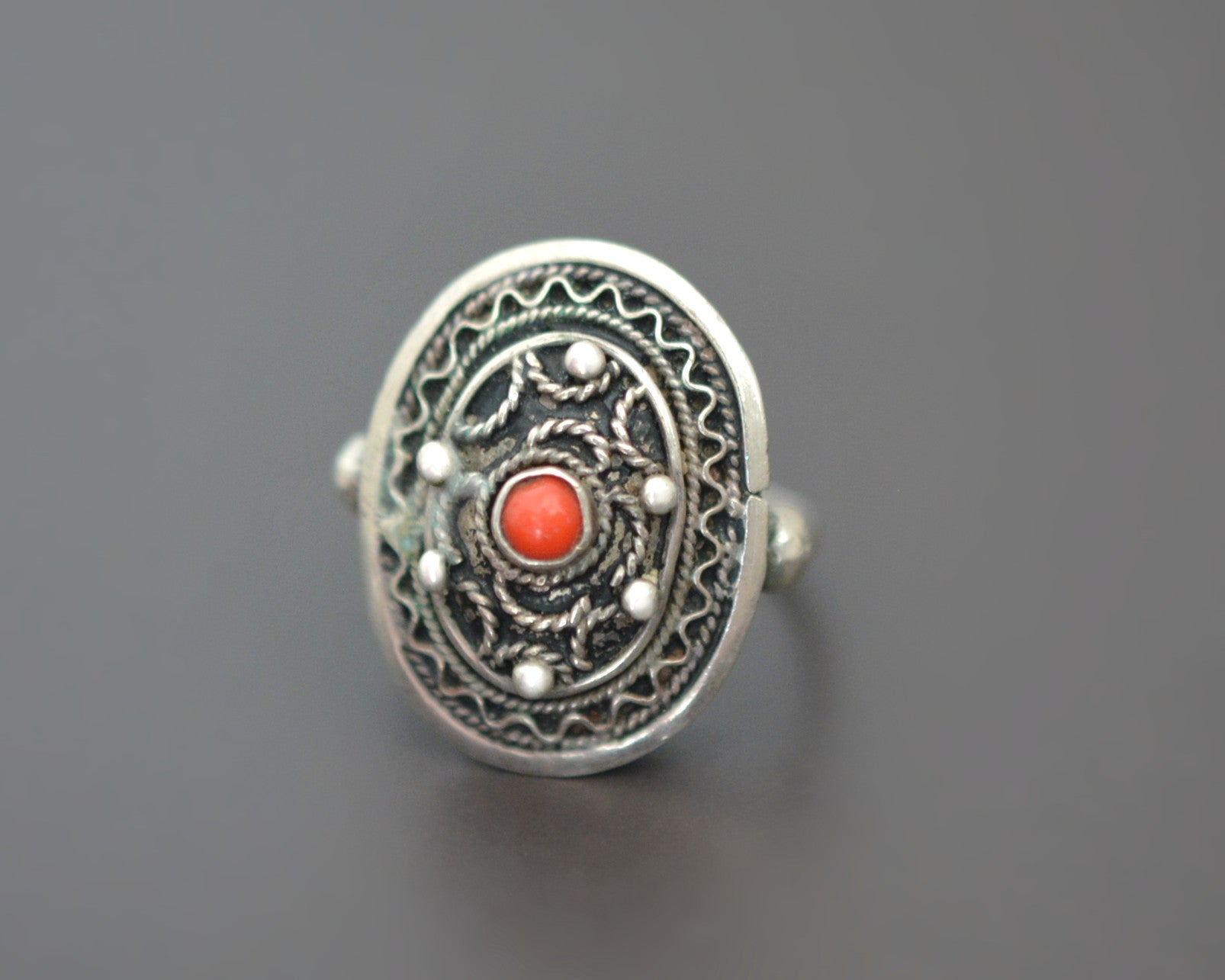 Ethnic Silver and Coral Filigree Ring - Size 5