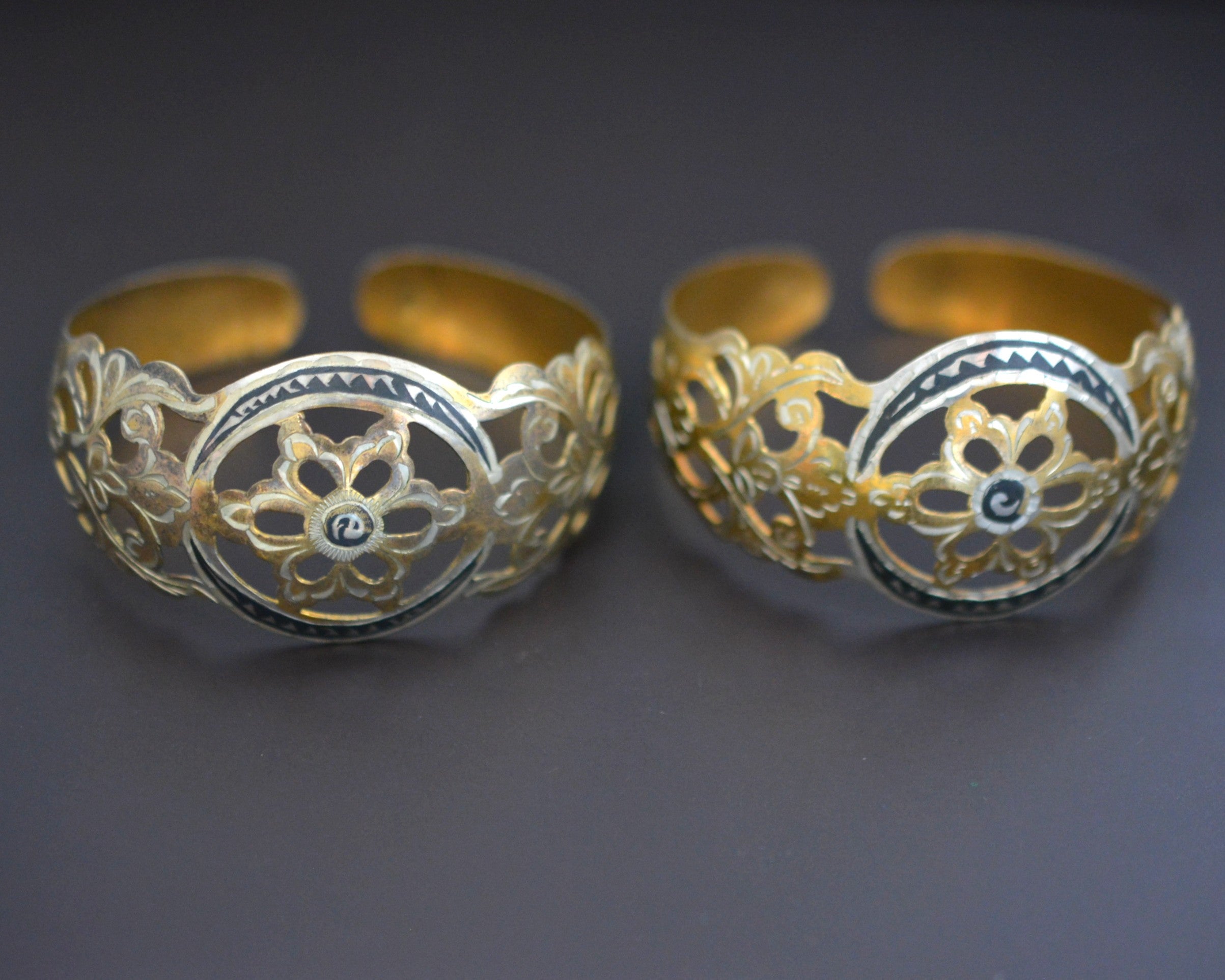 Vintage Pair Caucasian Niello Gilded Openwork Bracelet