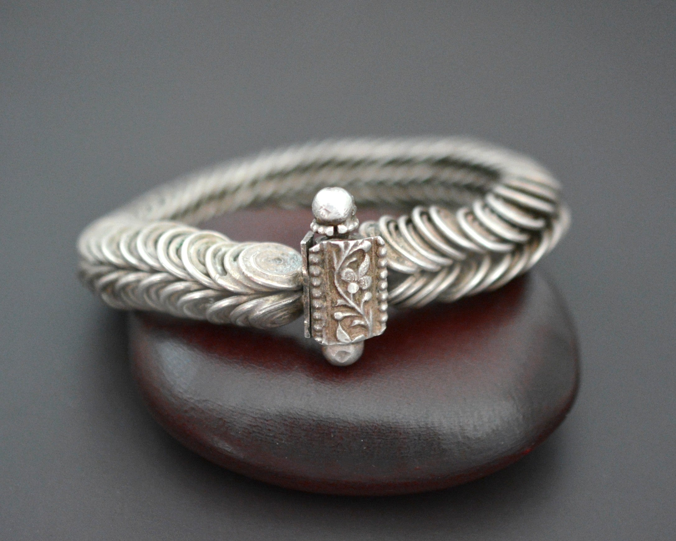 XSmall Ethnic Tribal Indian Silver Bracelet - Hinged - XS
