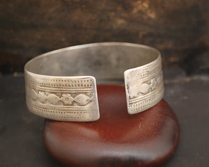 Vintage Afghani Silver Cuff Bracelet - Pair