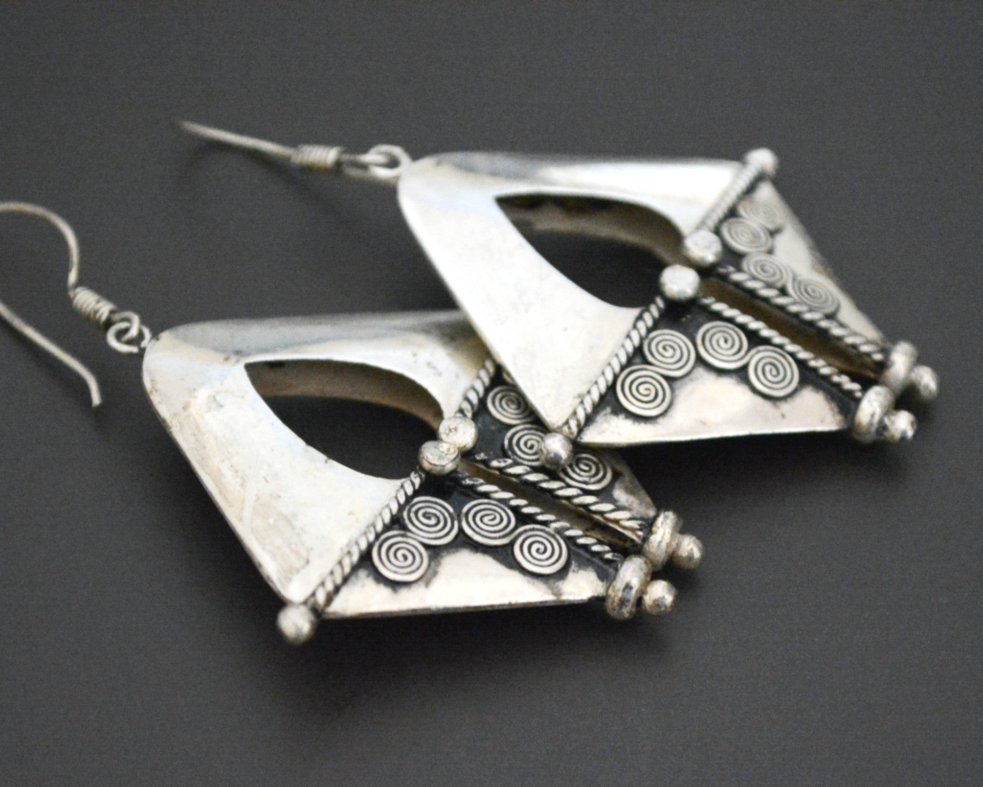 Vintage Sterling Silver Mamuli Style Indonesian Earrings