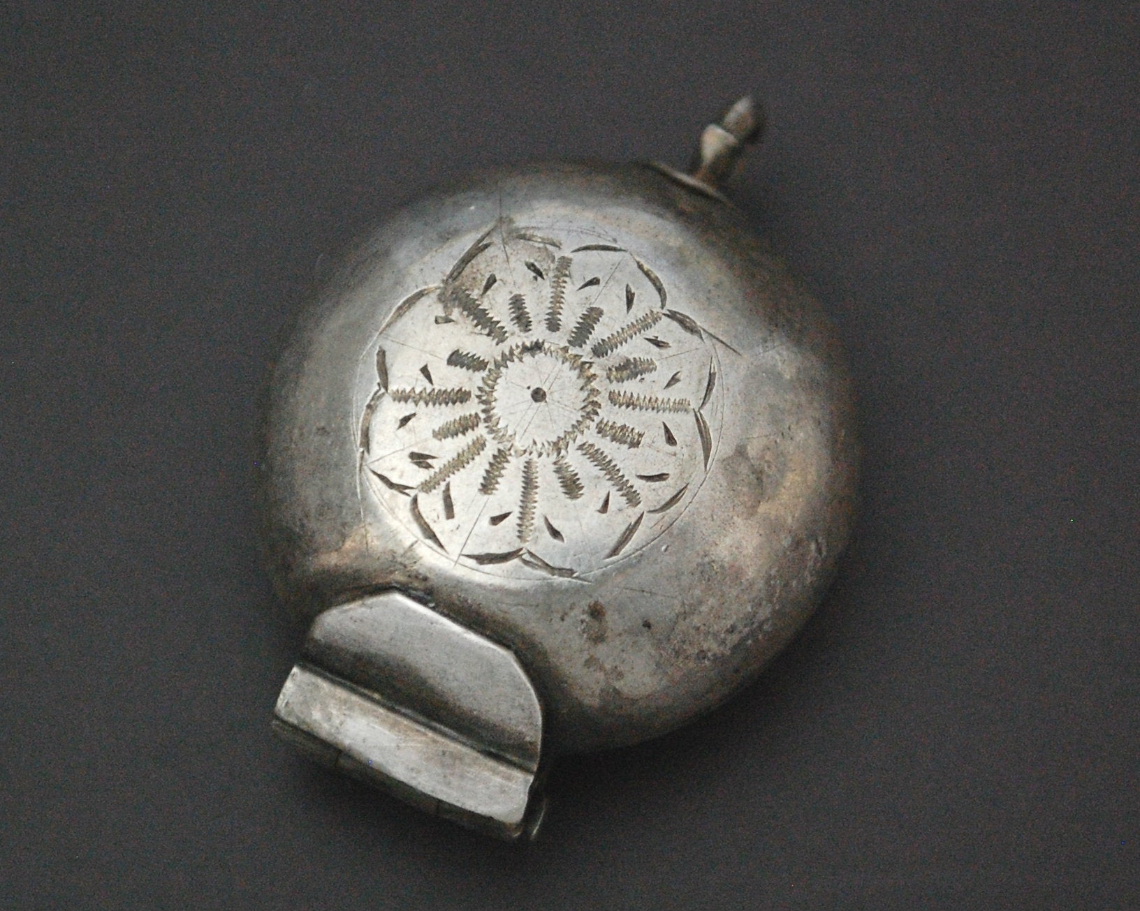 Indian Silver Box Container Pendant