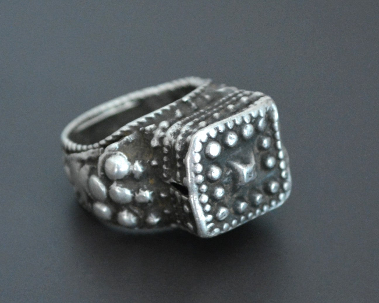 Antique Yemeni Silver Ring - Size 6.5
