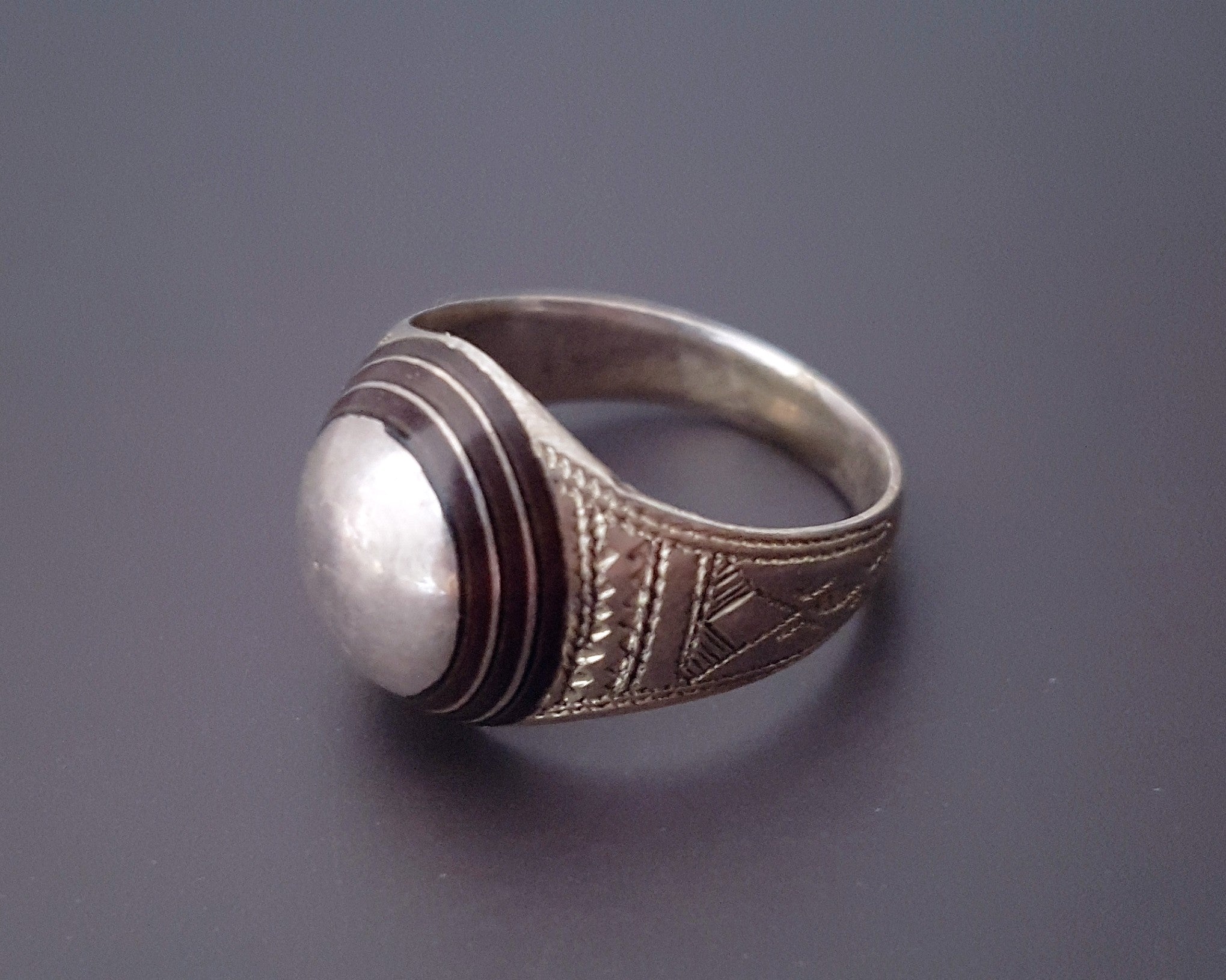 Tuareg Ring with Ebony Inlay - Size 7.5
