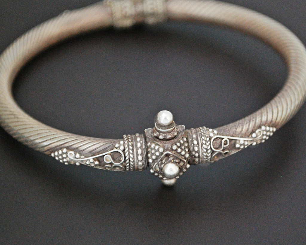 Ethnic Indian Silver Bracelet from India - Hinged