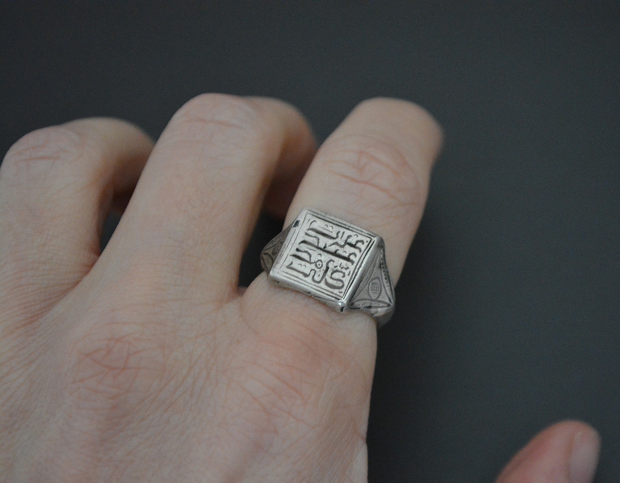 Persian Seljuk Calligraphy Signet Ring - Size 7