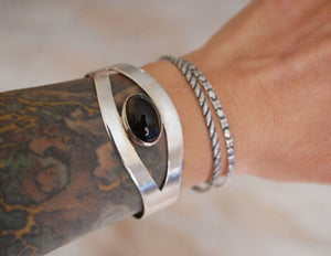 Vintage Mexican Onyx Cuff Bracelet - Magical Eye Cuff