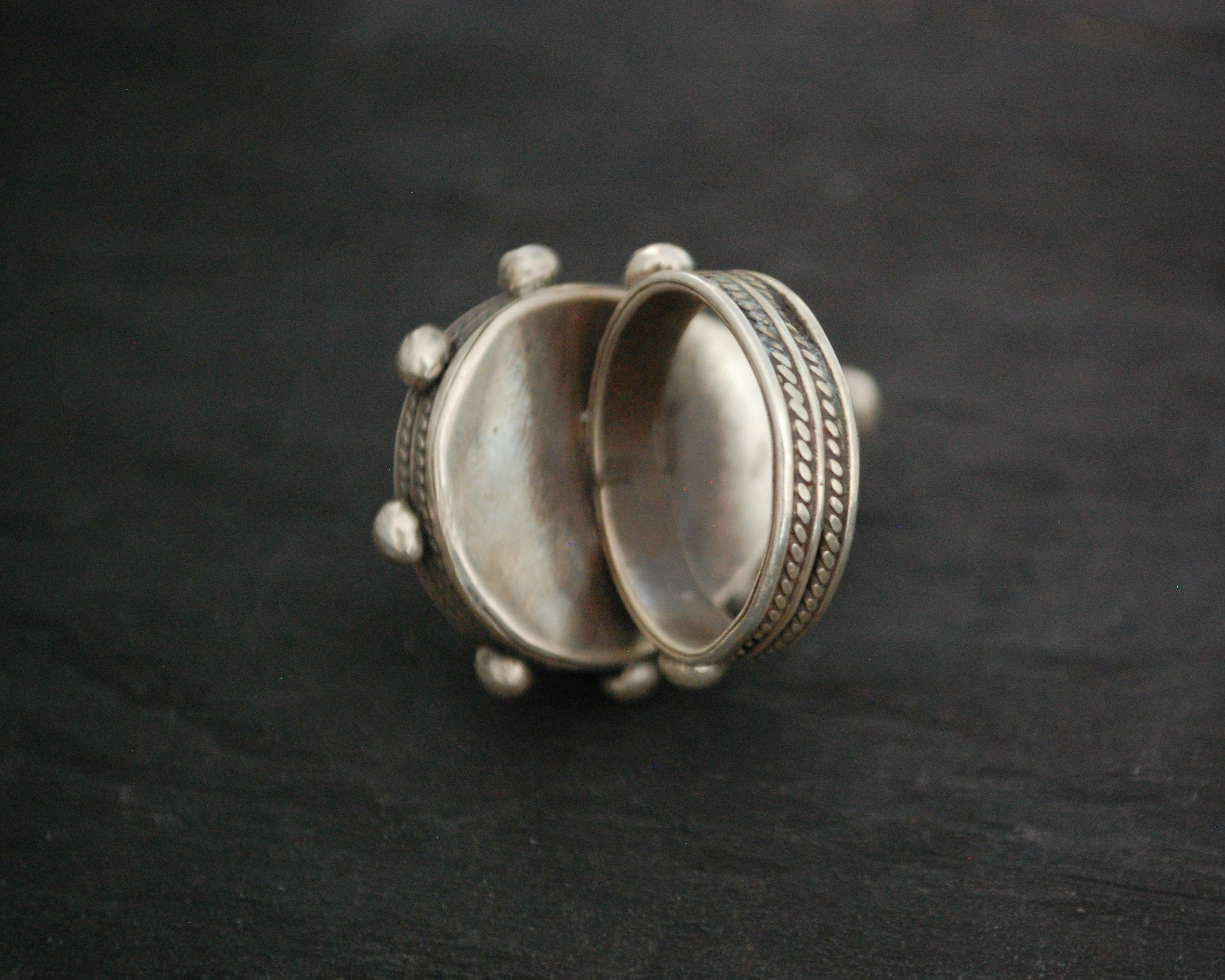 Gorgeous Berber Coral Ring - Size 8