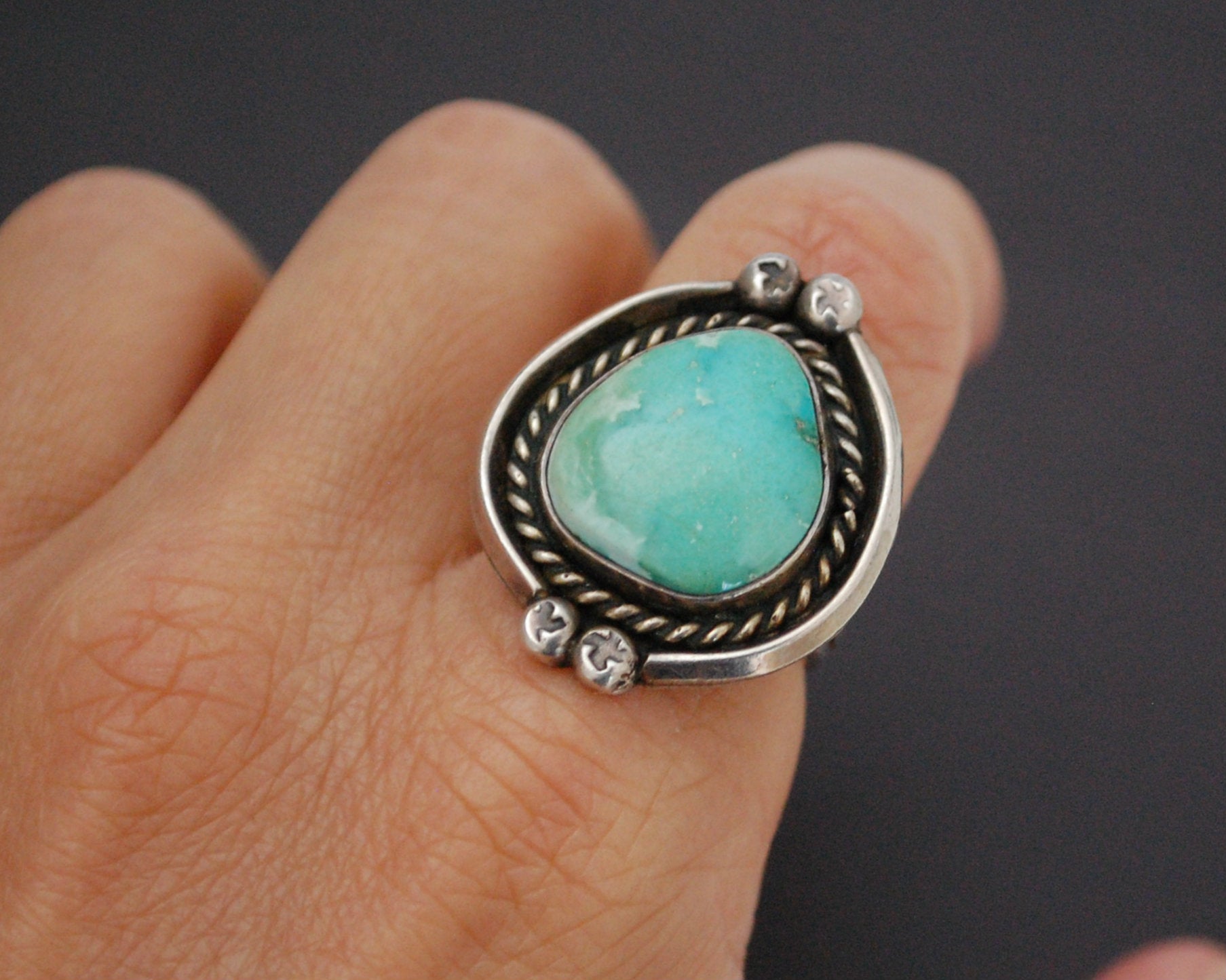 Native American Navajo Turquoise Ring - Size 6.25