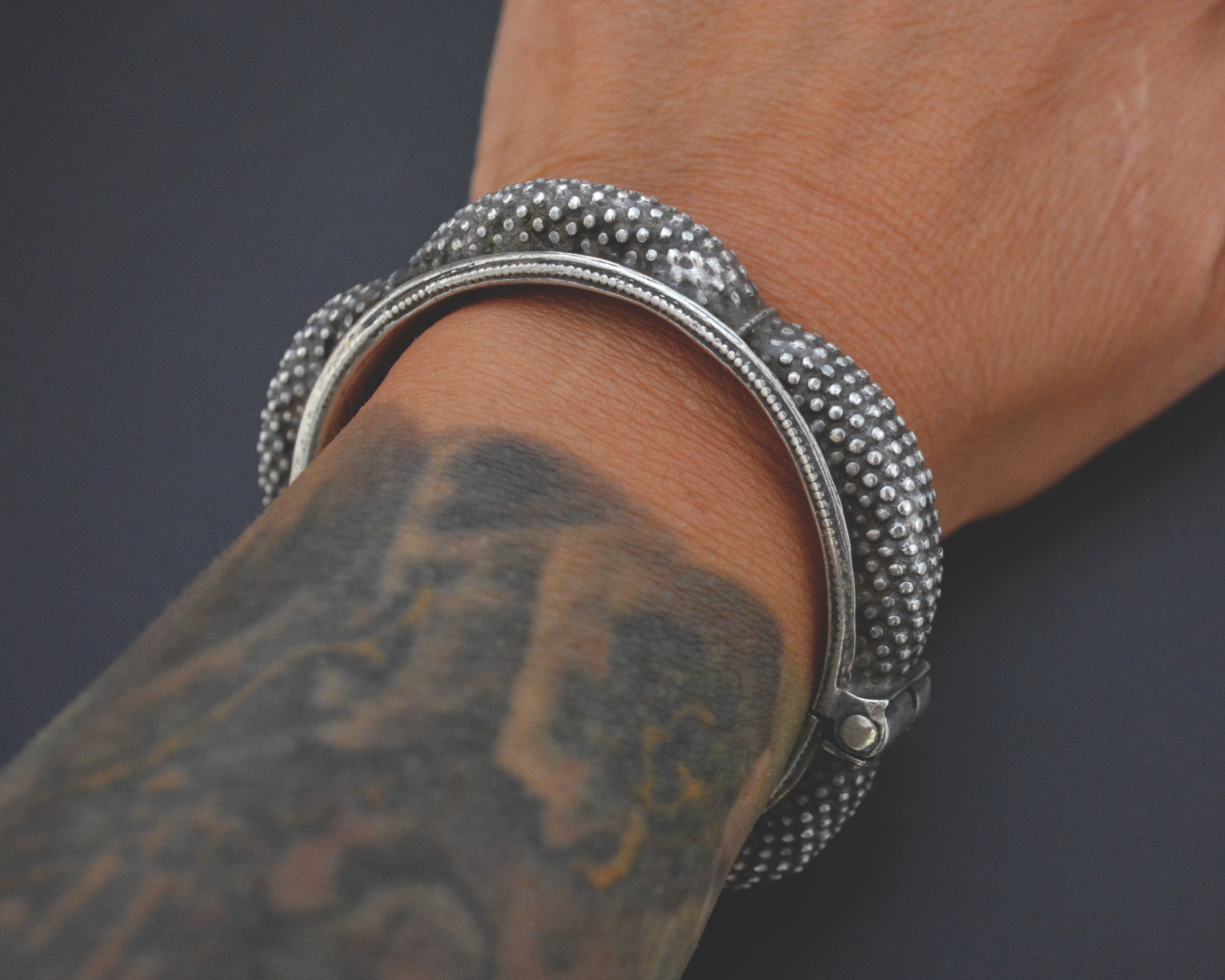 Small Ethnic Tribal Indian Silver Bracelet - Hinged