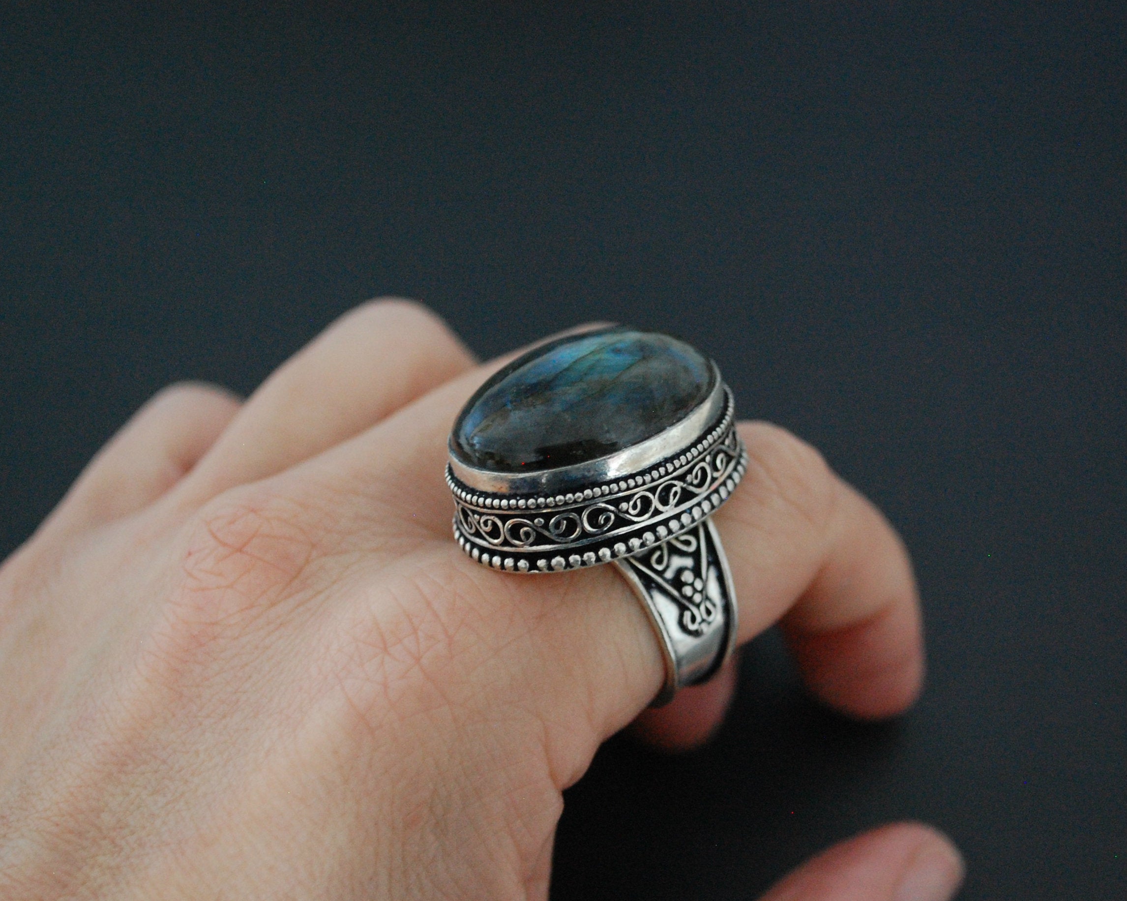 Bold Sterling Silver Labradorite Ring - Size 8.75