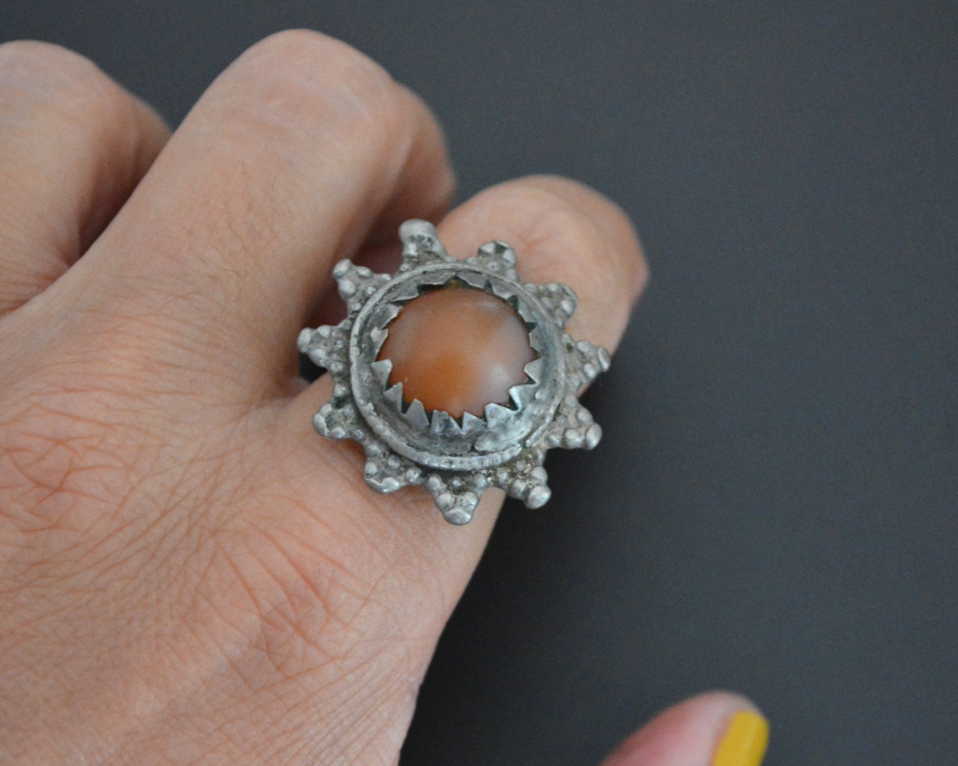Vintage Afghani Agate Ring - Size 7.5