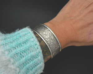 Turkmen Silver Hinged Bracelet - SMALL