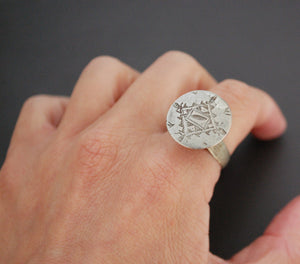 Tuareg Ring with Carved Face - Size 9