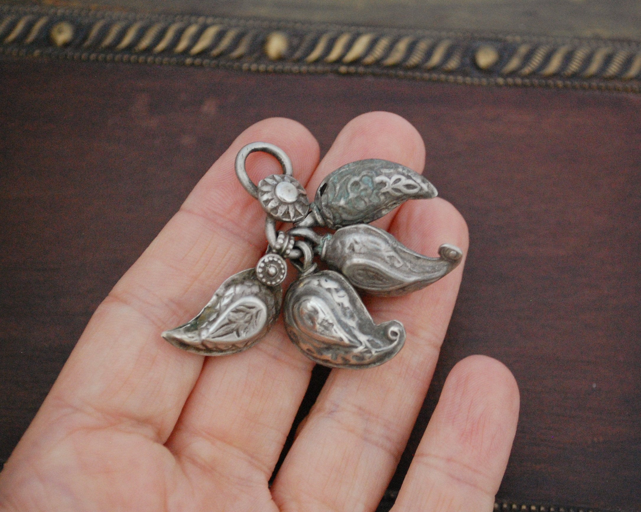Old Bunch of Mango Paisley Charms