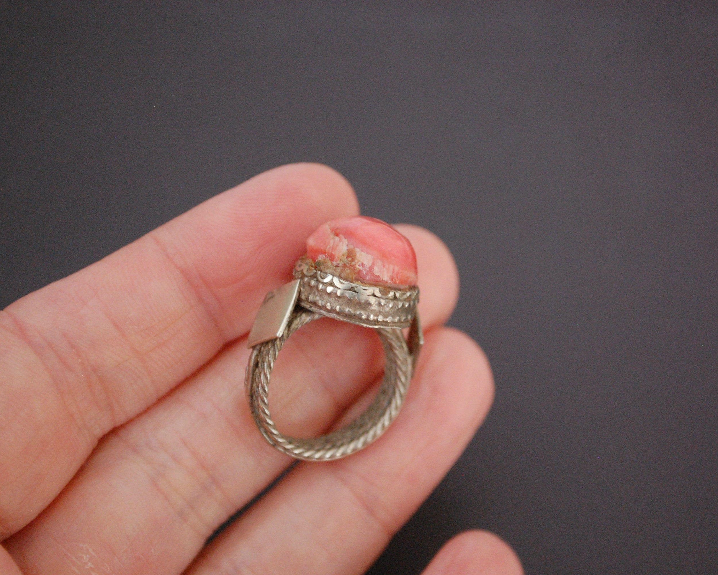 Antique Yemeni Bedouin Ring with Old Glass - Size 5.25
