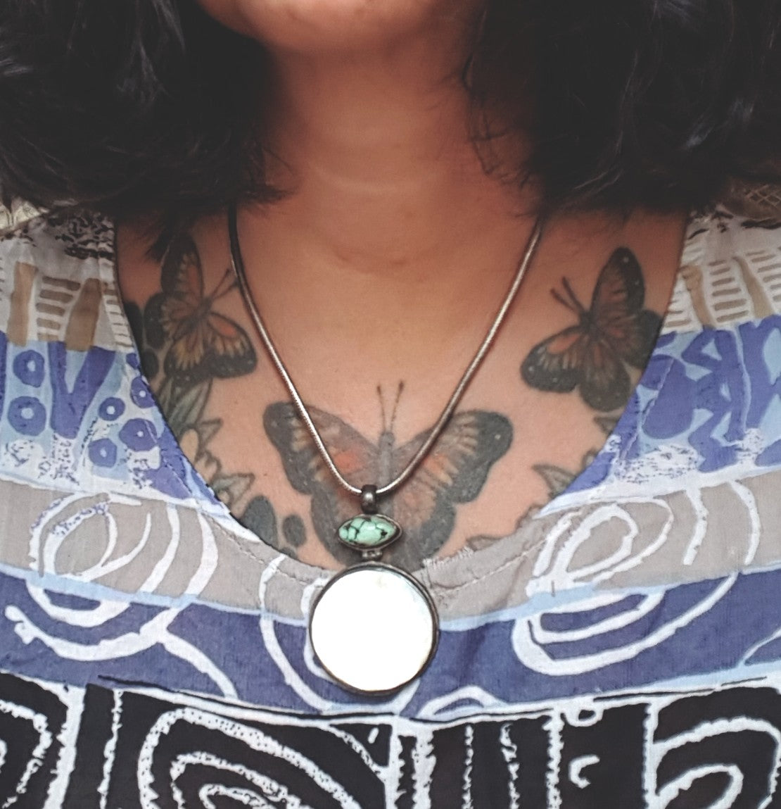 Ethnic Turquoise Mother of Pearl Snake Chain Necklace