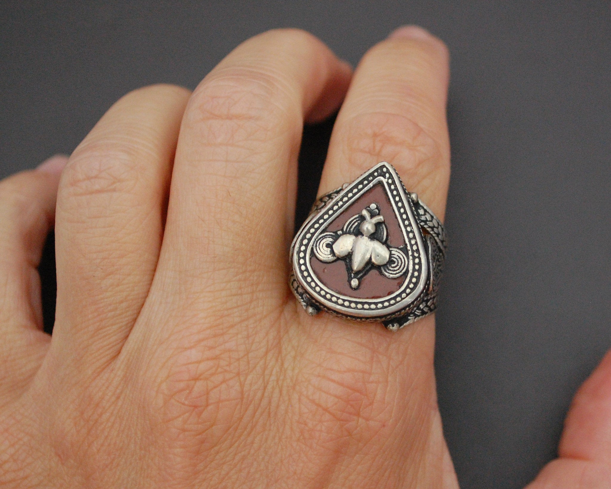 Vintage Kazakh Silver Ring - Size 8