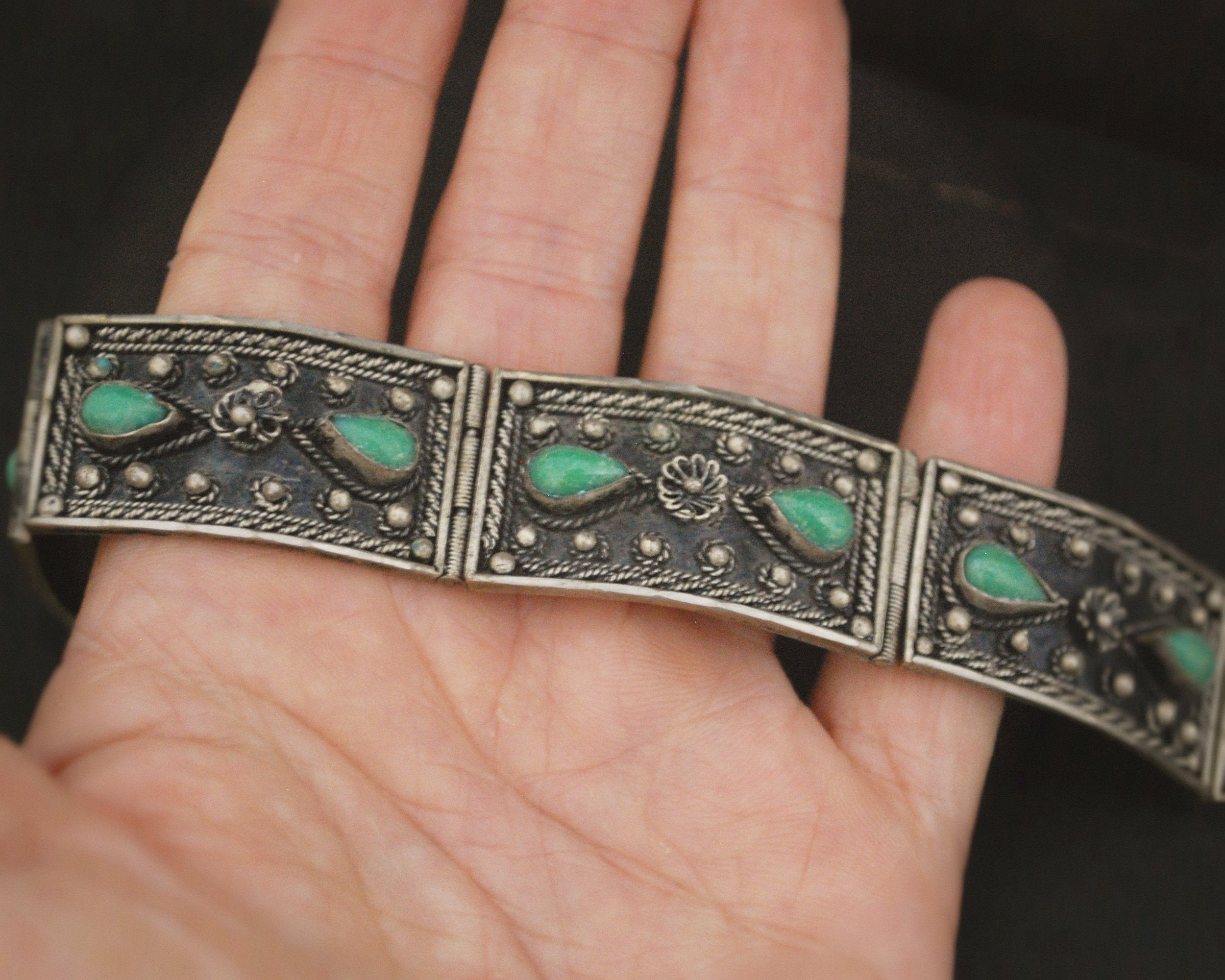 Ethnic Filigree Link Bracelet with Green Stones