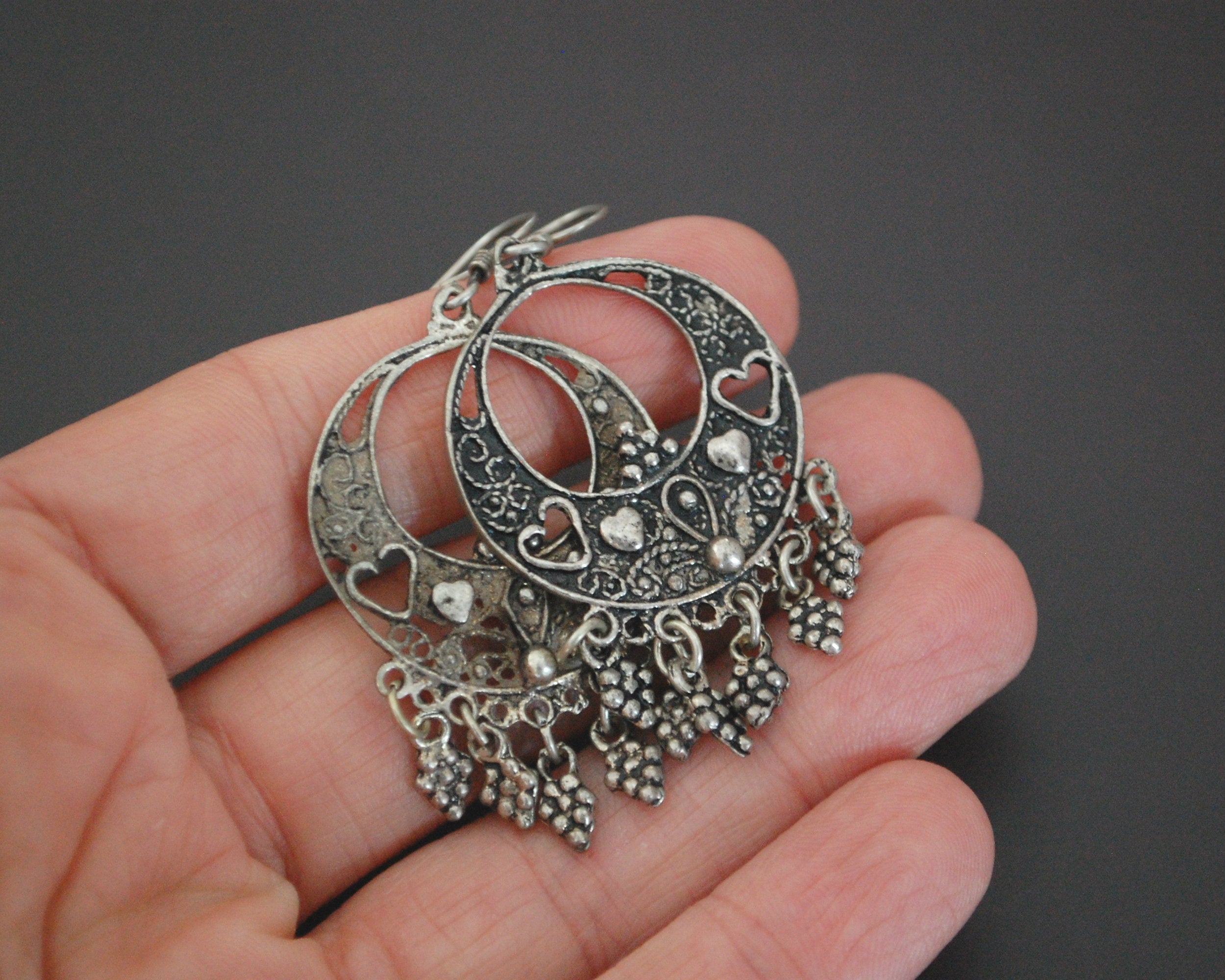 Vintage Filigree Silver Earrings with Heart Motif and Dangles
