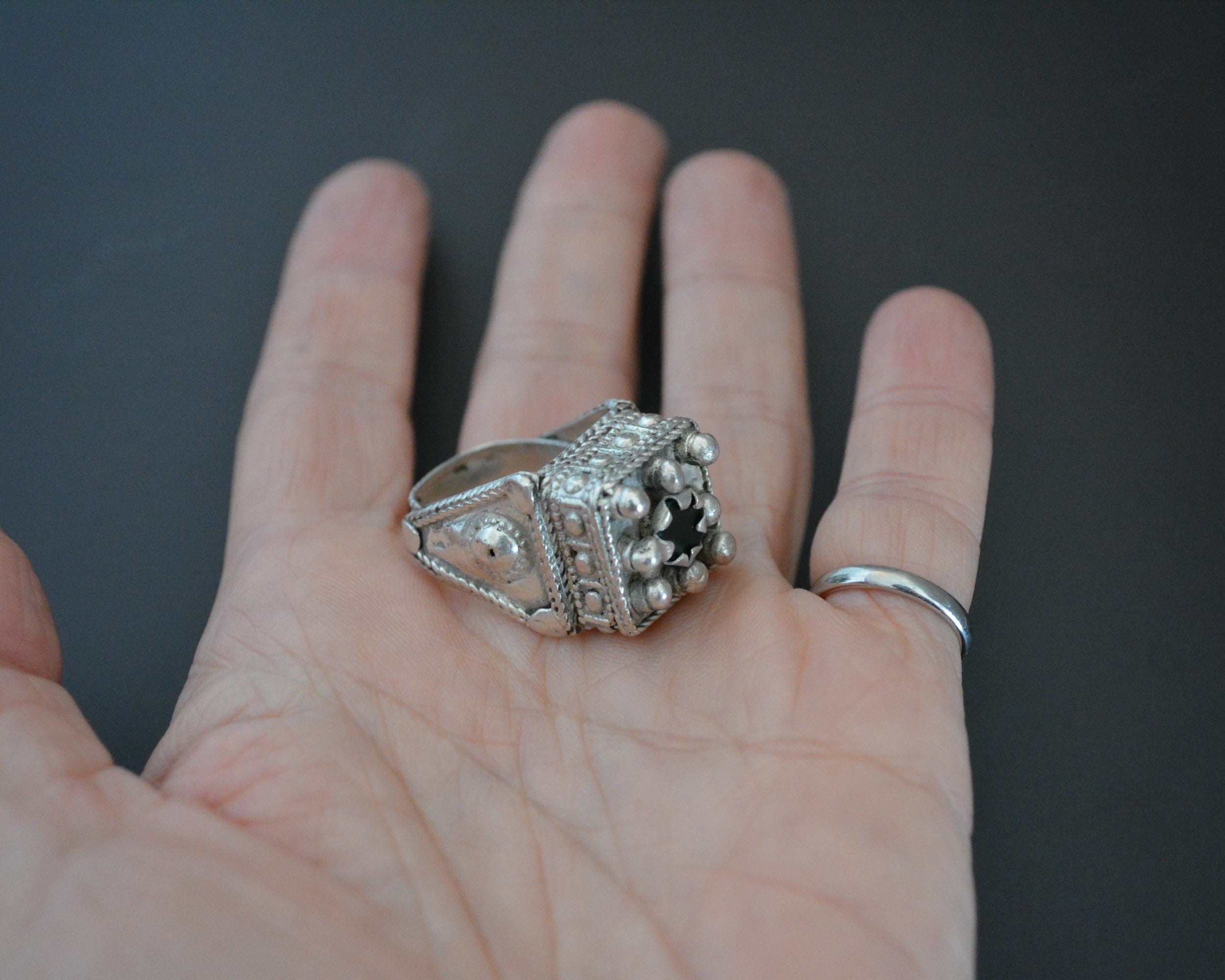 Pashtun Silver Ring with Glass - Size 7