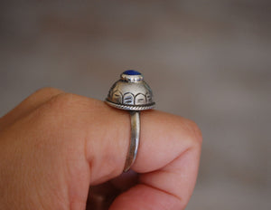 Vintage Afghani Lapis Lazuli Ring - Size 9