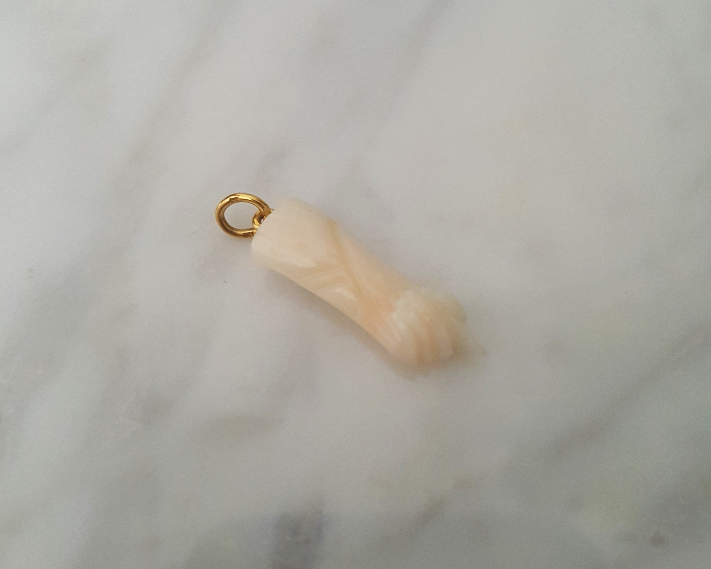 Figa Hand Lucky Charm Amulet Shell and 18K Gold