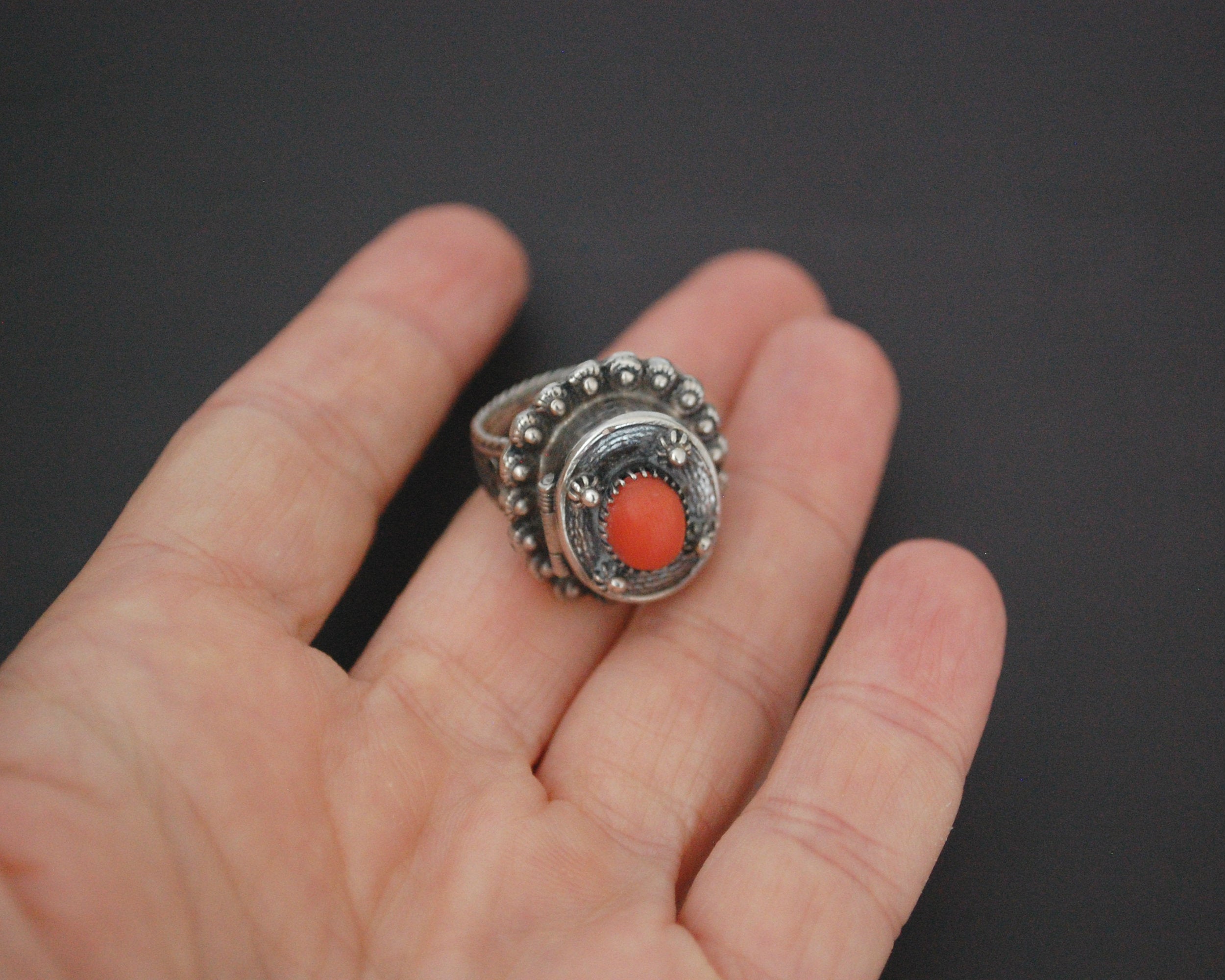 Vintage Coral Filigree Poison Ring - Size 7