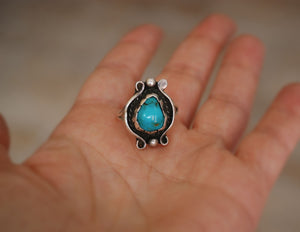 Native American Navajo Turquoise Ring - Size 8