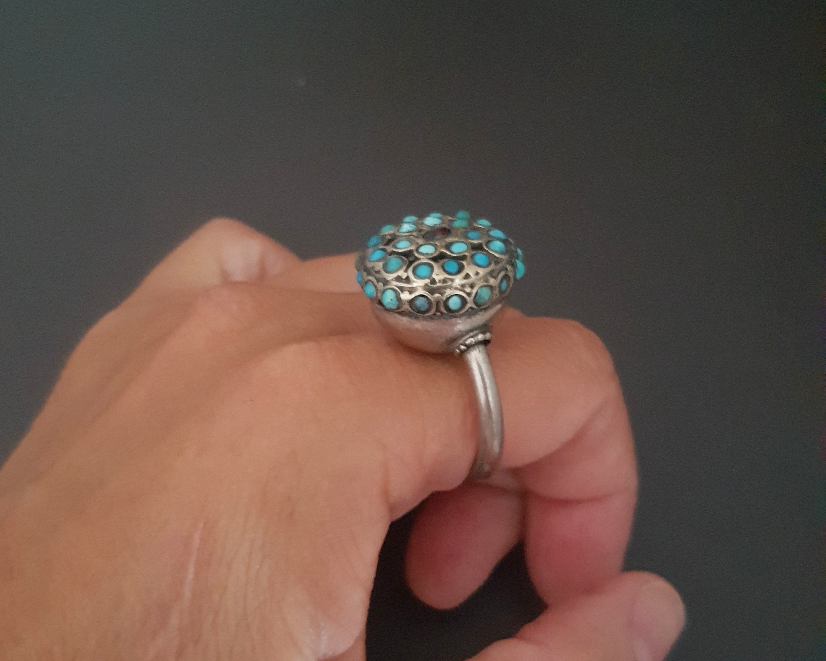 Central Asian Turquoise Garnet Silver Ring - Size 8