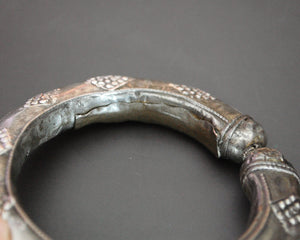 Old Yemeni Bedouin Bangle Bracelet