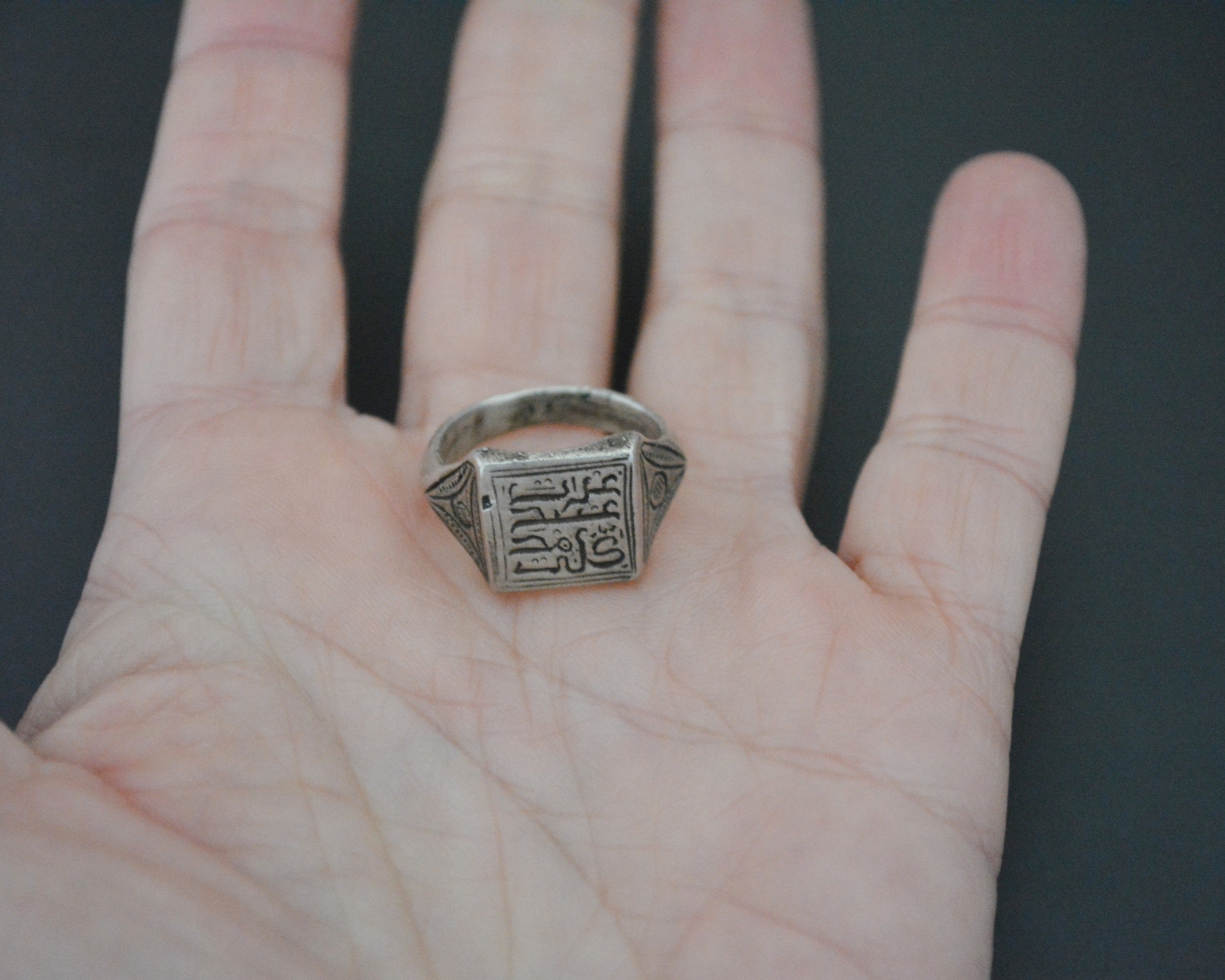 Persian Seljuk Calligraphy Signet Ring - Size 7