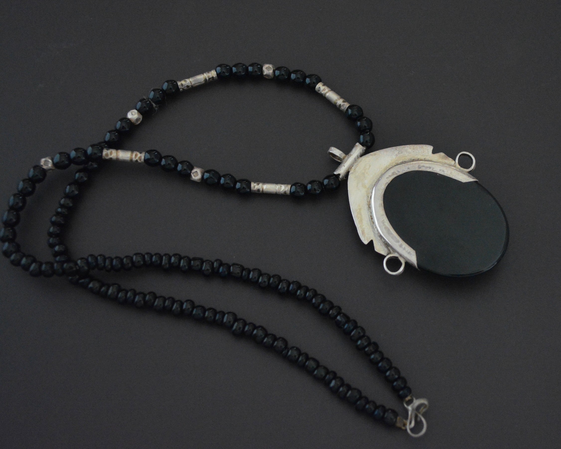 Tuareg Agate Silver Pendant Necklace