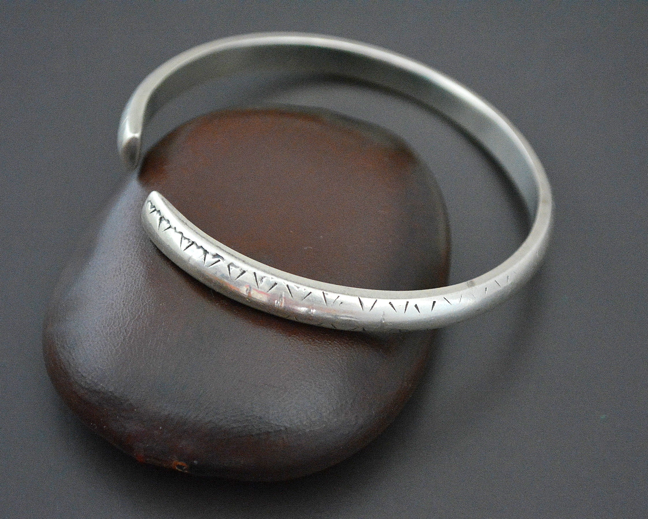 Ethnic Solid Bracelet with Carvings