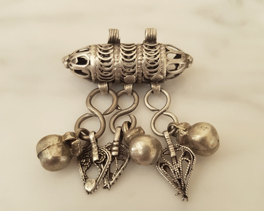 Yemeni Silver Hirz Pendant with Dangles