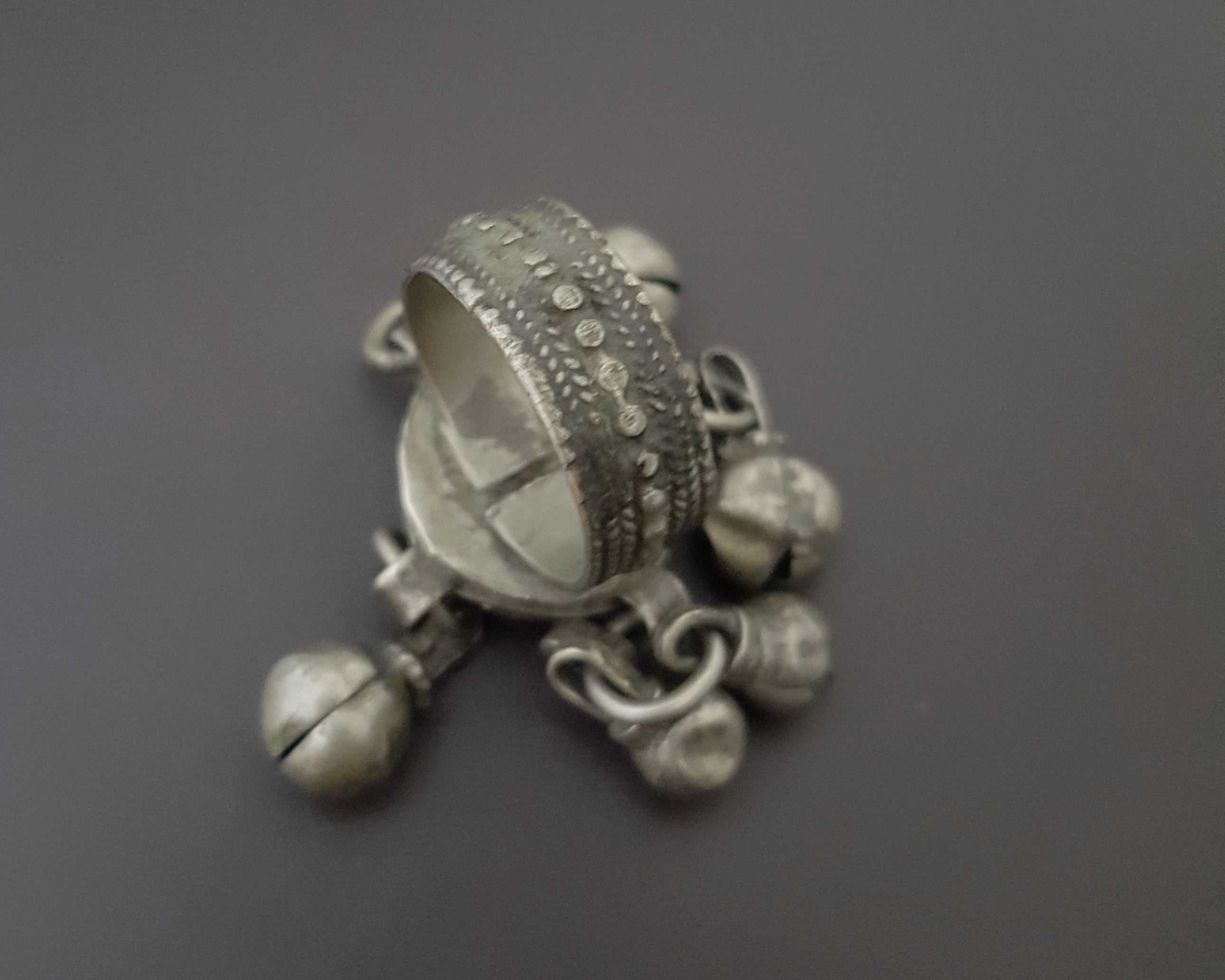 Old Yemeni Bedouin Ring with Bells - Size 8