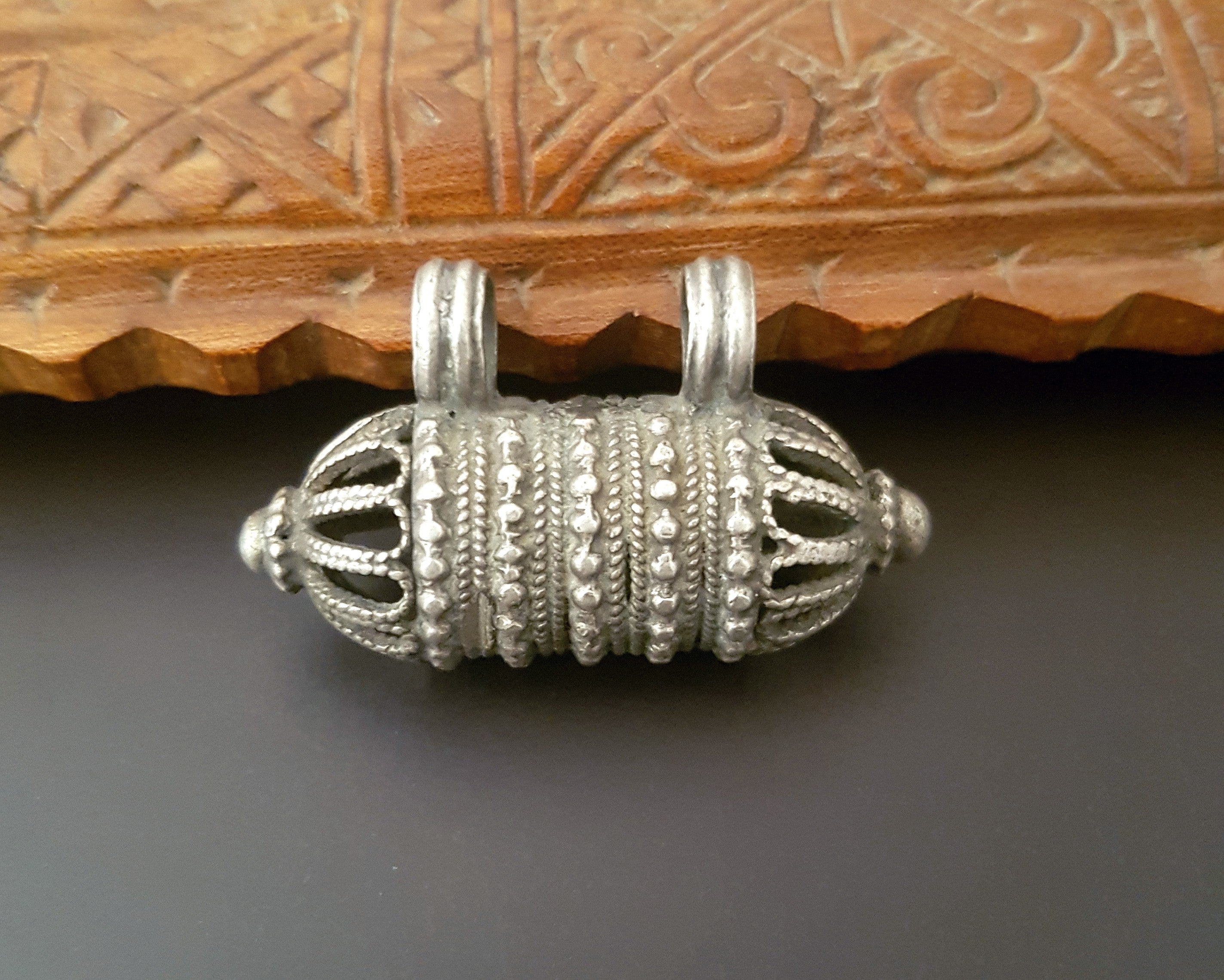 Old Yemeni Silver Hirz Pendant