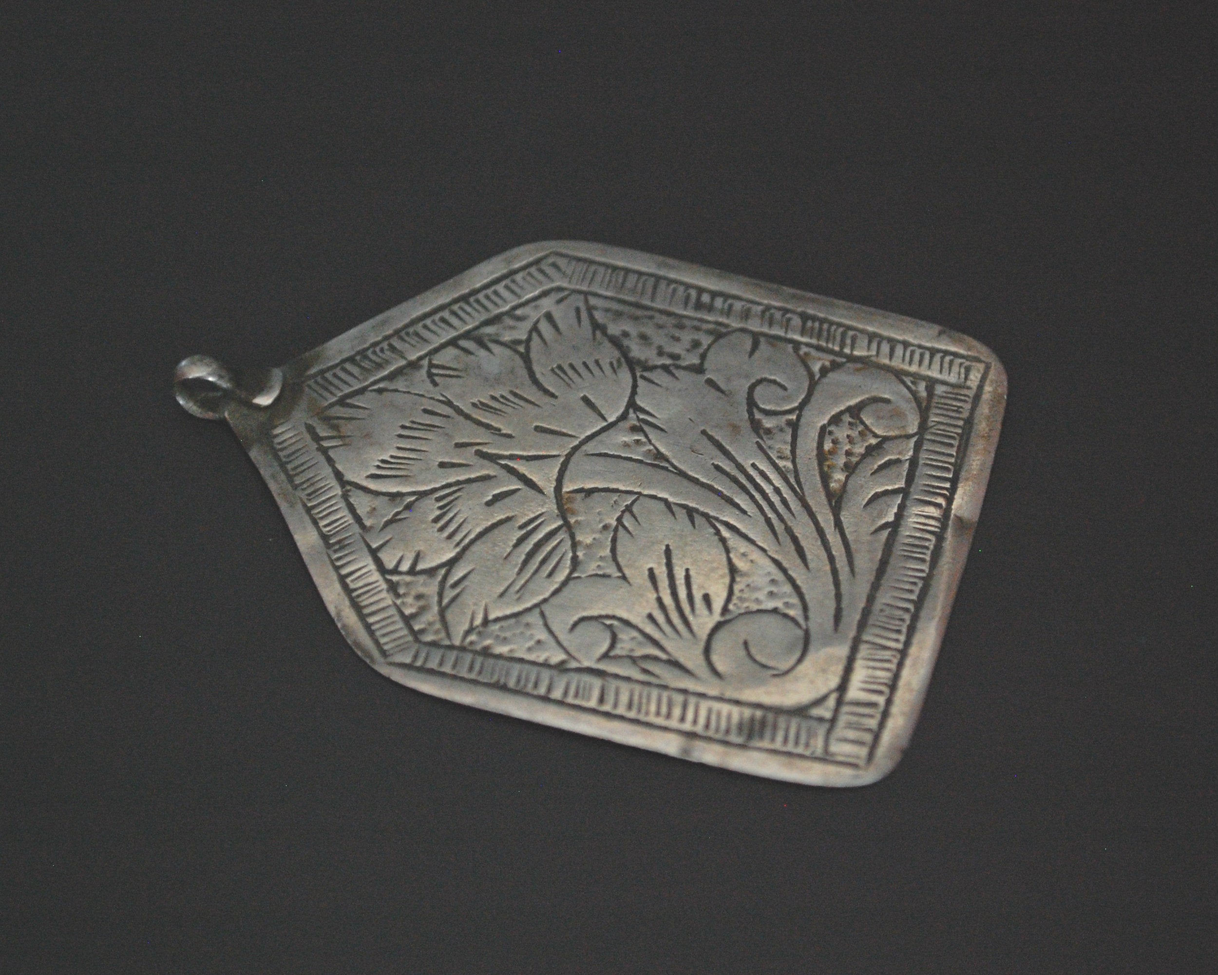 Egyptian Siwa Pendant with Carved Lotus - Timiznaqt