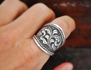 Ethnic Band Ring from India - Size 7+