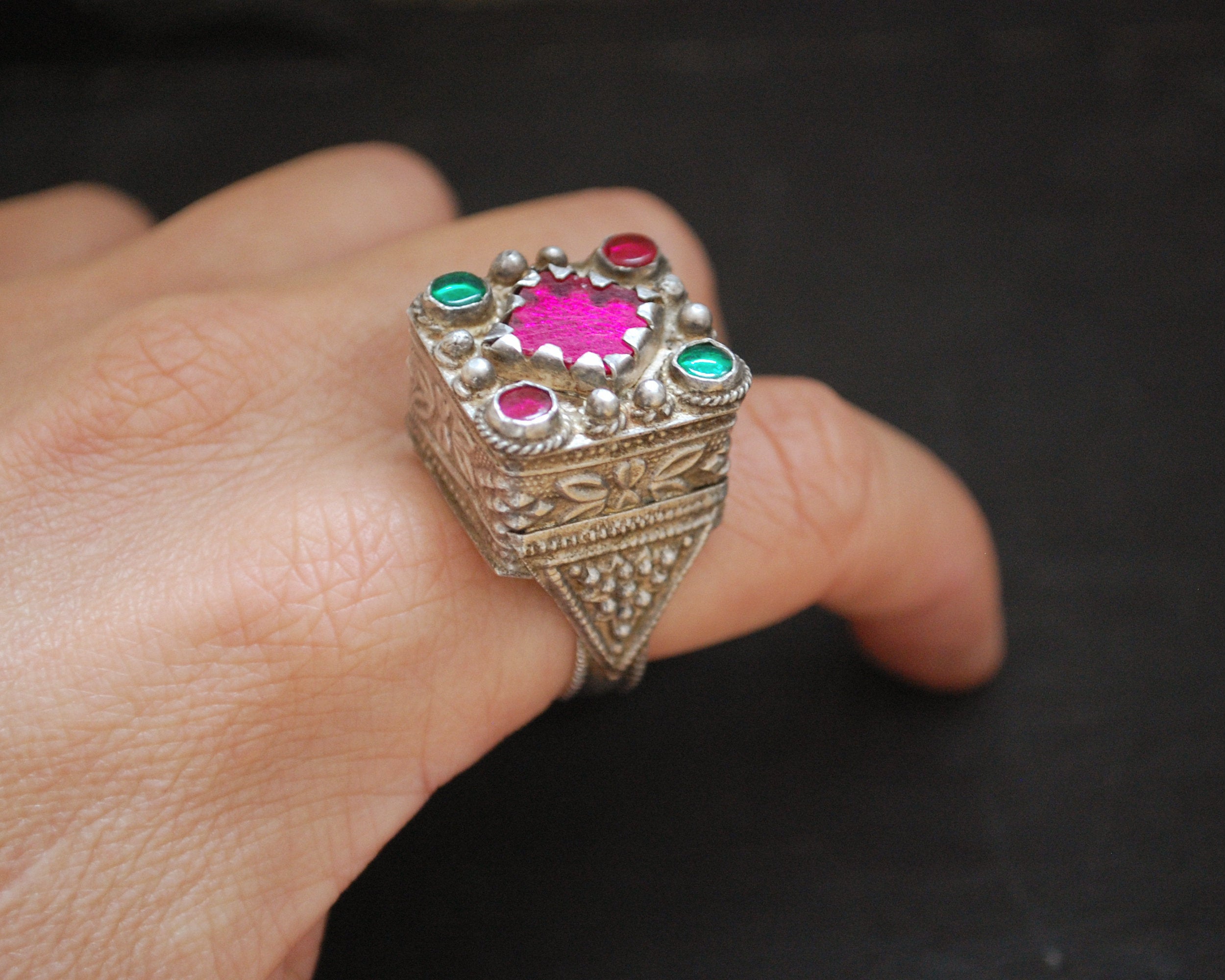 Pashtun Silver Ring with Red Glass - Size 9