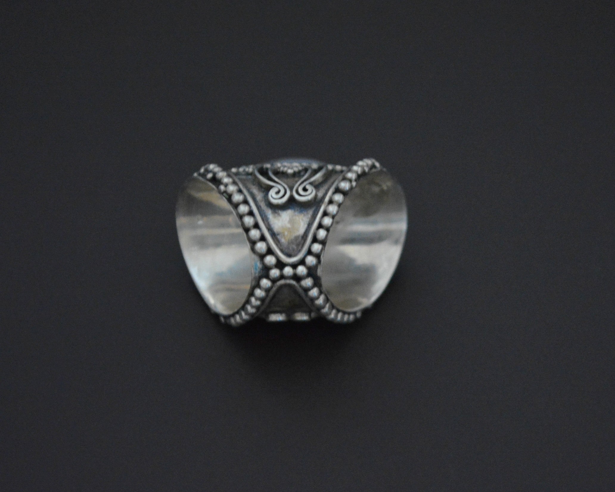 Ethnic Labradorite Ring from Bali - Size 5
