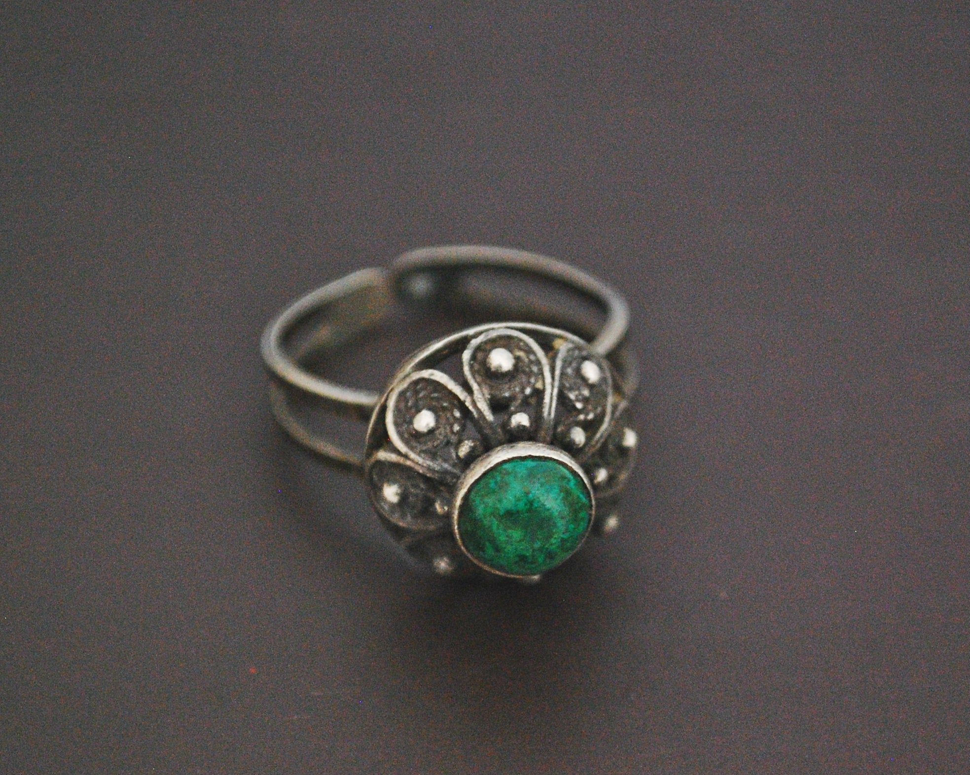 Balkan Filigree Malachite Ring - Size 8+
