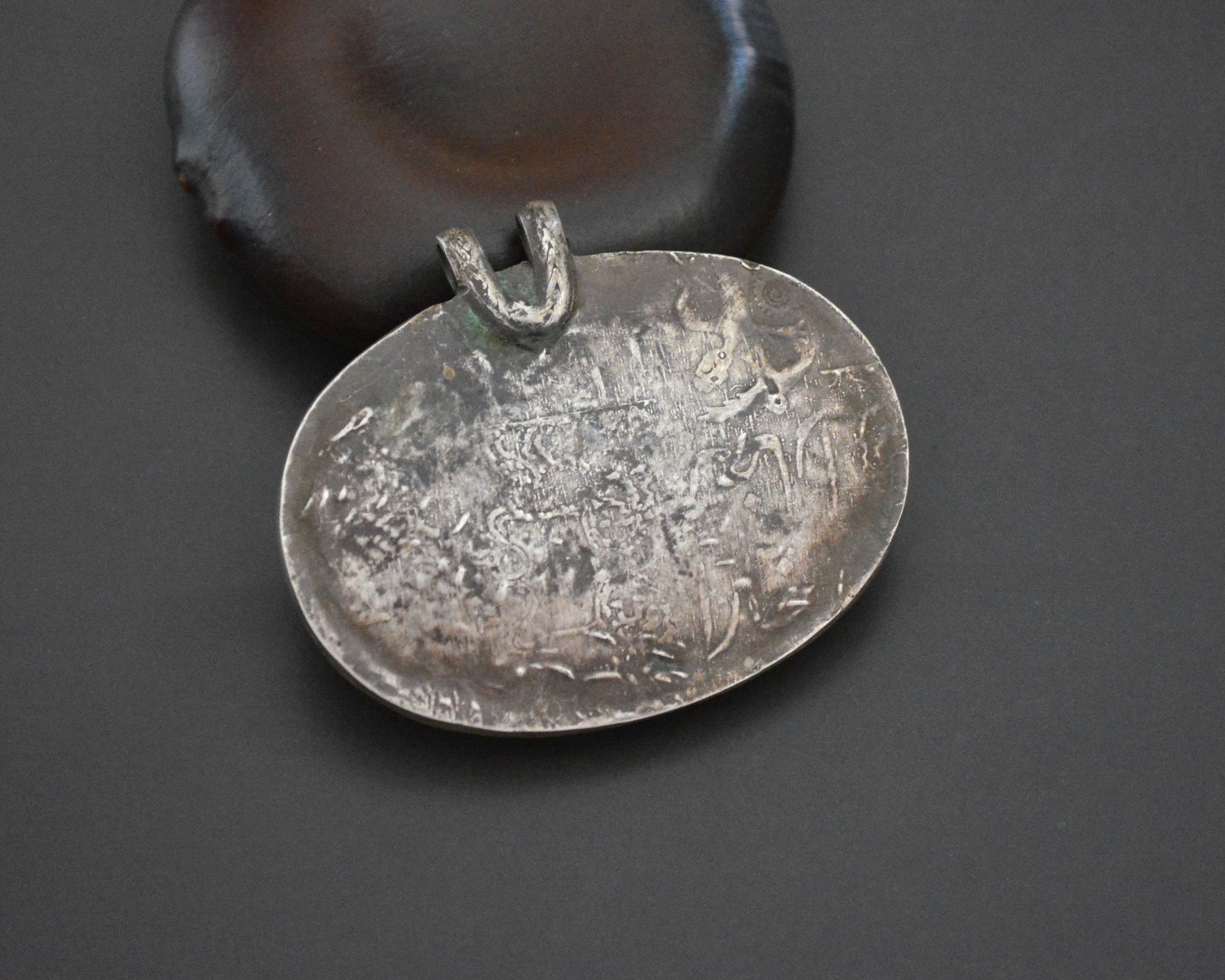 Old Carved Agate Pendant with Silver Setting