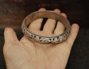 Antique Chinese Bangle Bracelet