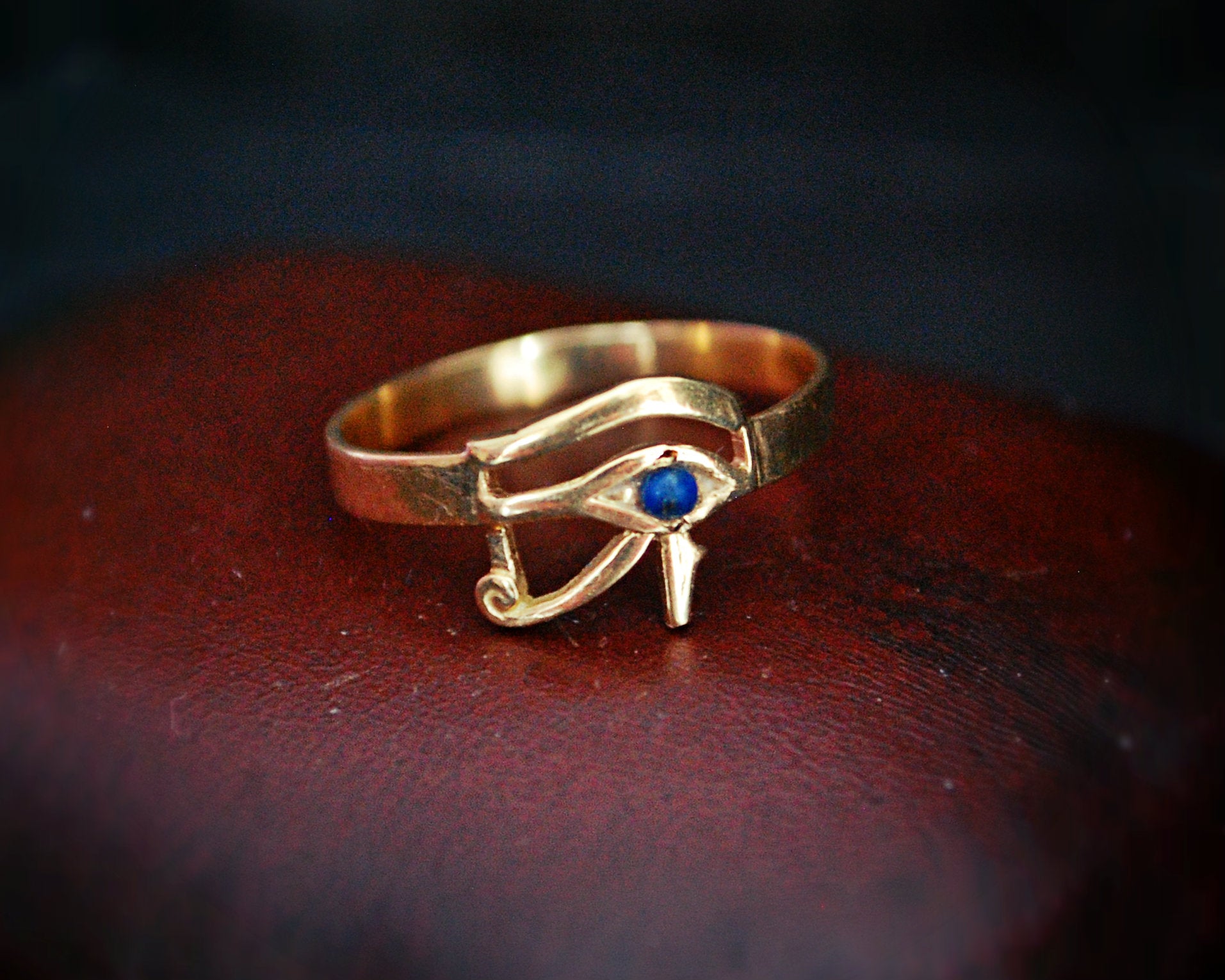 18K Gold Eye of Horus Ring with Lapis Lazuli
