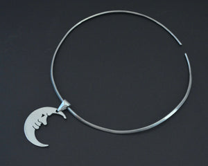 MOON MAGIC - Crescent Moon Amulet Necklace