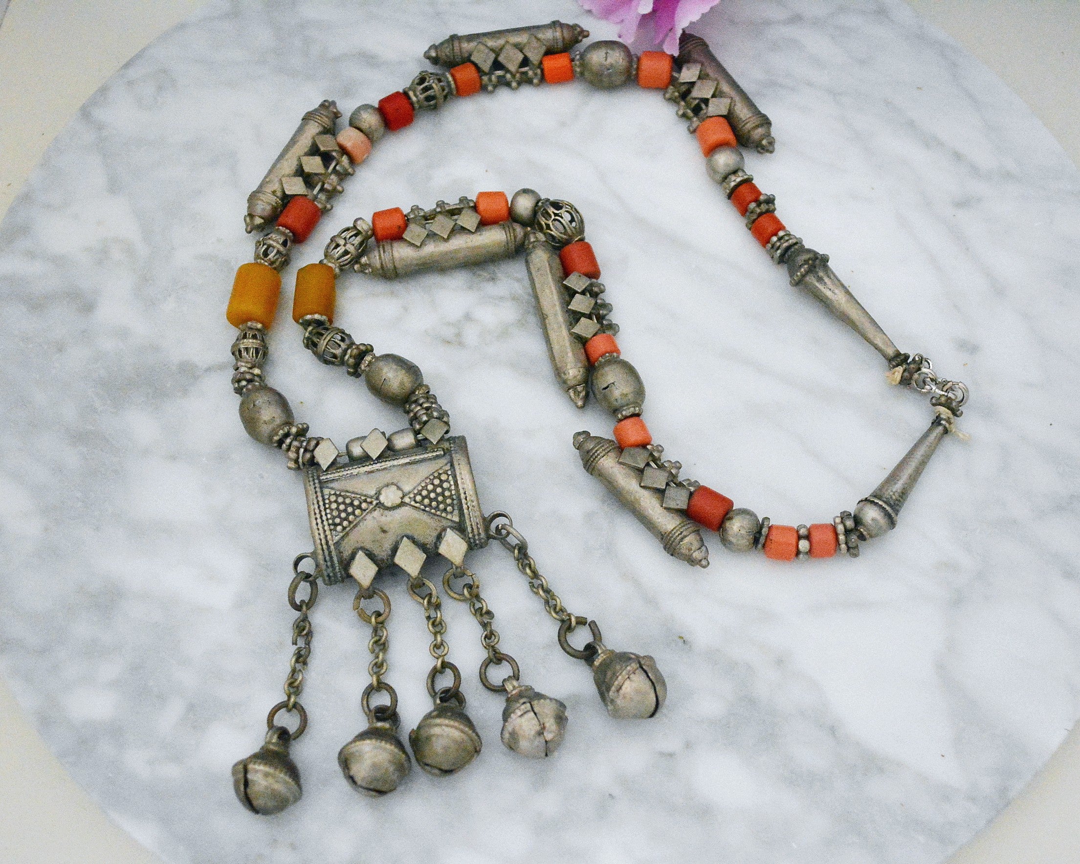 Bold Yemeni Silver Hirz Pendant Necklace